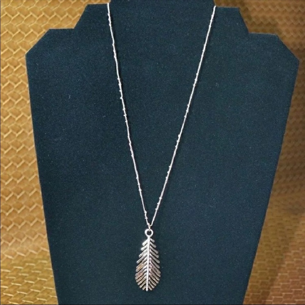 Feather necklace